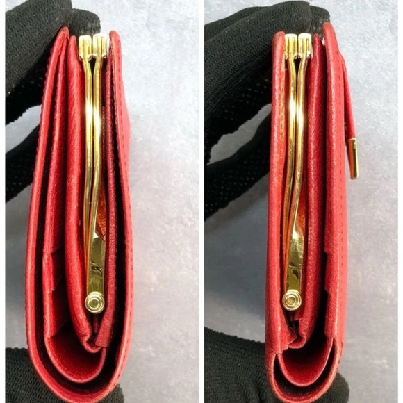 Yves Saint Laurent Vibrant Red Leather Accessory - Picture 6 of 13